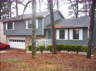 5682 Pennybrook Ct, Stone Mountain, GA 30087