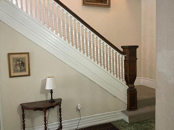 2nd image of 34 Ashland Ave