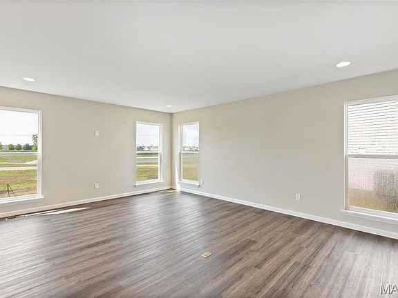 7th image of this home