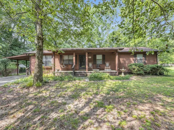 201 Sunset Dr, Chatsworth, GA 30705