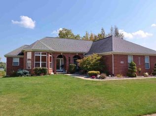 13085 Lia Ct, Linden, MI