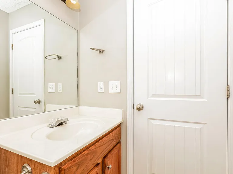 3128 Hardwood Dr — Photo 15