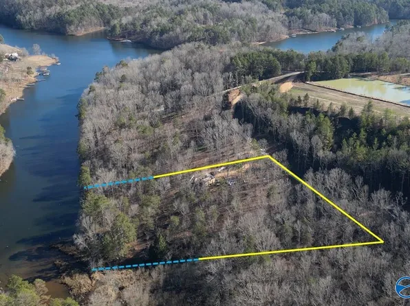 94 Caney Cove Rd, Phil Campbell, AL 35581