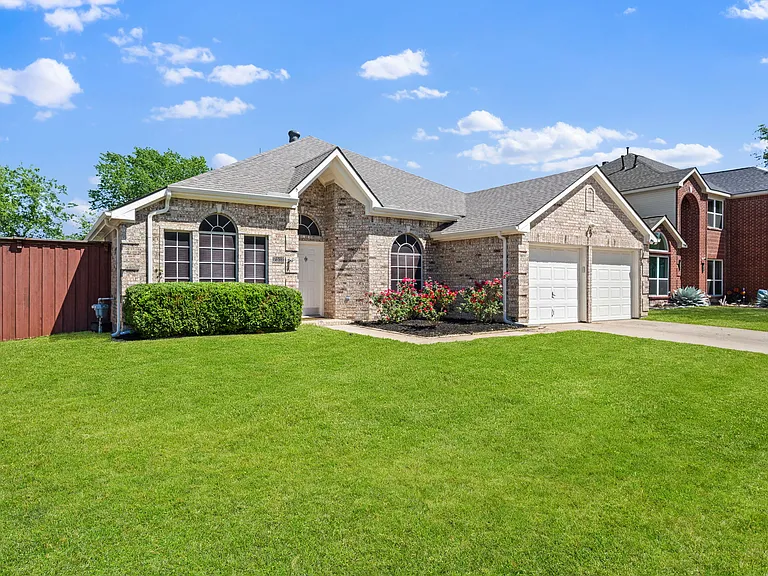 7512 Brookview Dr — Photo 32