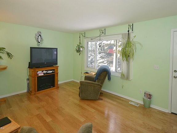 3rd image of 11243 S 23rd St