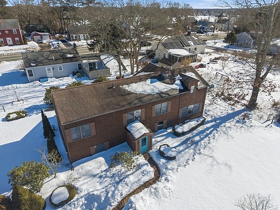 3rd image of 4 22nd St