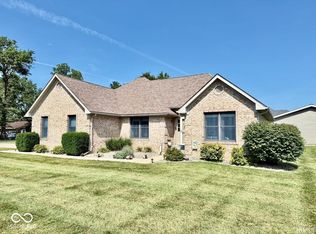 399 S Woodlawn St, Parker City, IN 47368