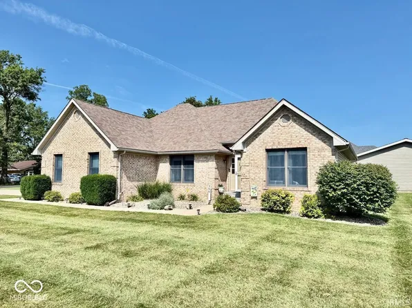 399 S Woodlawn St, Parker City, IN 47368