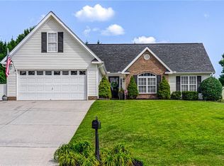 6116 Tory Ct, High Point, NC 27265