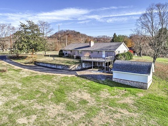 5th image of 2111 Brown Dr