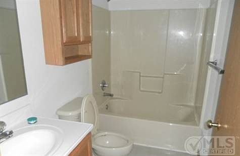 4th image of 12585 NW Twin Oaks Dr #1