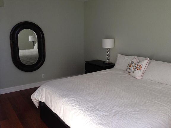 2nd image of 3001 S Ocean Dr APT 913