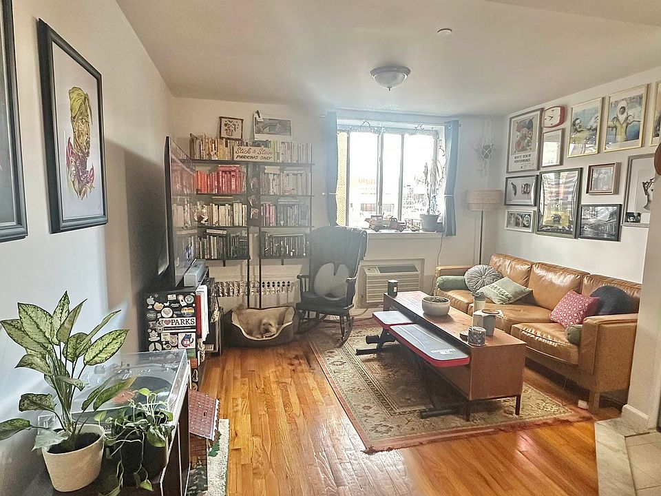 1st image of 422 E 10th St #6F*
