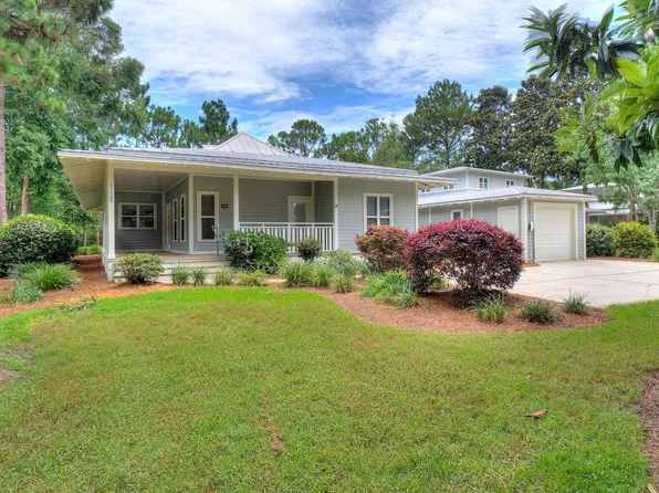 1129 Prestwick Pl, Miramar Beach, FL 32550