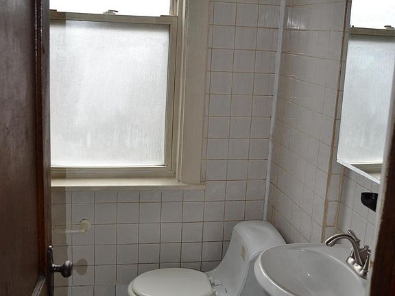 5th image of 3717 W Belden Ave #2R
