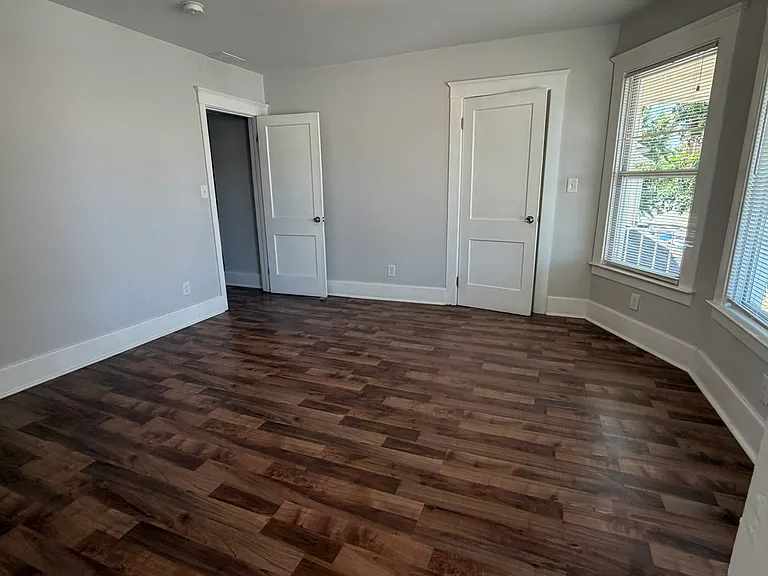 2748 Florian St — Photo 17