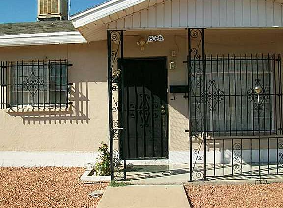 2nd image of 6025 Brazos Ave