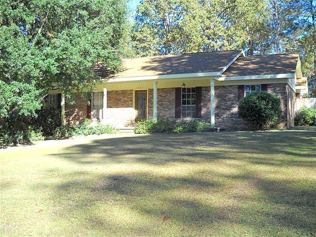 1st image of 1023 Forest Hills Dr