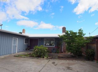 604 E Scenic Dr, The Dalles, OR 97058