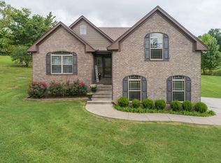 575 Holloway Rd, Lebanon, TN 37090