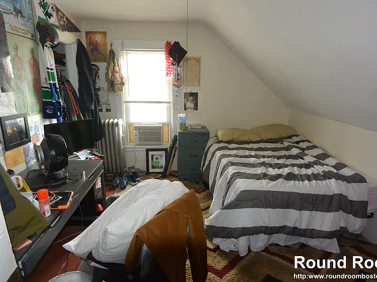34 Linden St #2 — Photo 9
