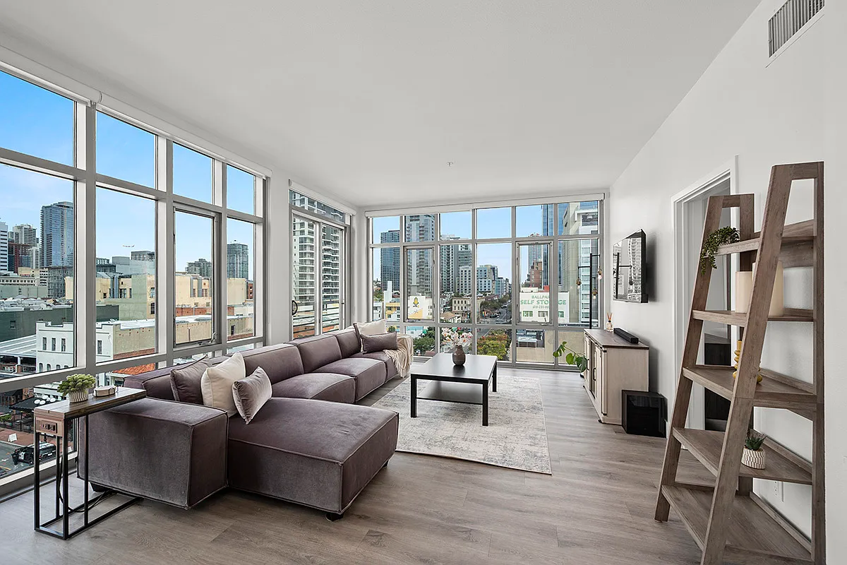 2 bed, 1113 sqft, $5,200 — Photo 3