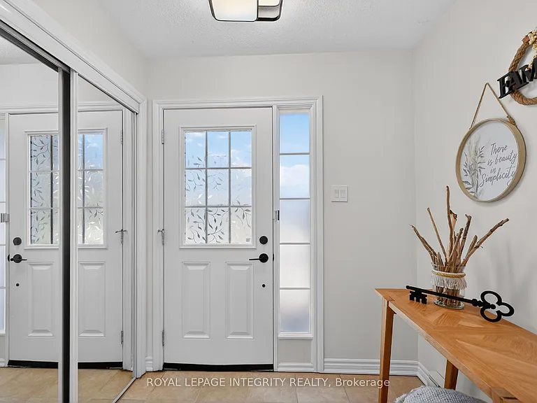 2619 Baynes Sound Way — Photo 3