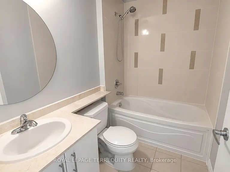 16 Yonge St #3408 — Photo 5