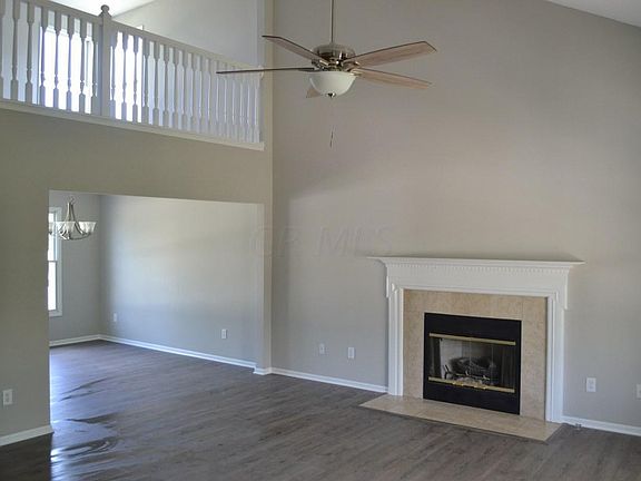 4th image of 1808 Creekview Dr