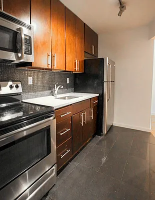 Rented by Metropolitan Property Group | media 11