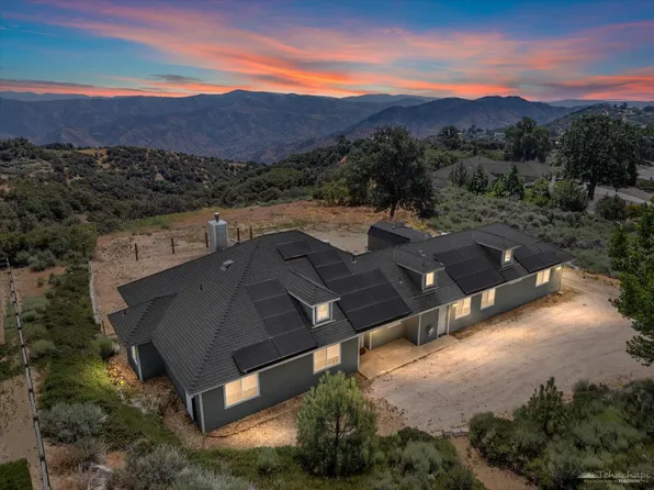 25170 Jacaranda Dr, Tehachapi, CA 93561