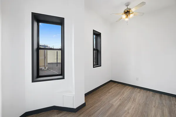 Rented by REAL New York | media 15