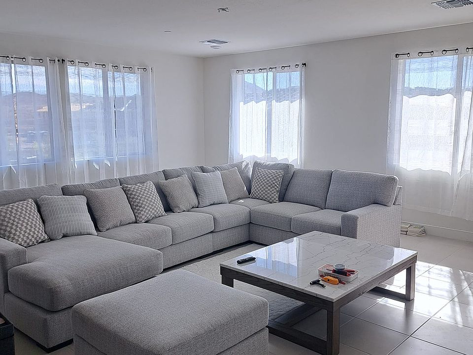 1st image of 2121 W Sonoran Desert Dr #15