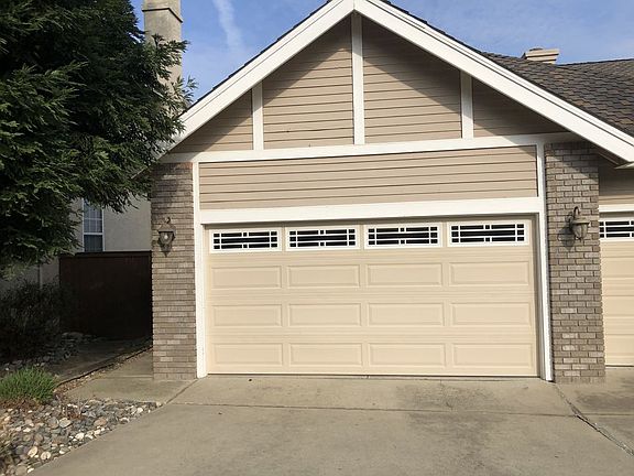 2nd image of 8823 Villa Campo Way