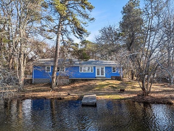 2nd image of 365 Phinneys Ln