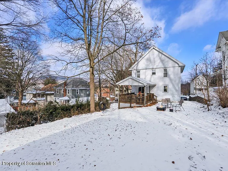 1026 Fairfield St — Photo 23