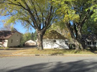 824 S 8th St, Brainerd, MN 56401