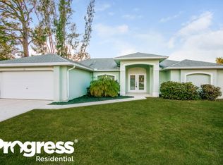 808 SW 14th Ave, Cape Coral, FL 33991