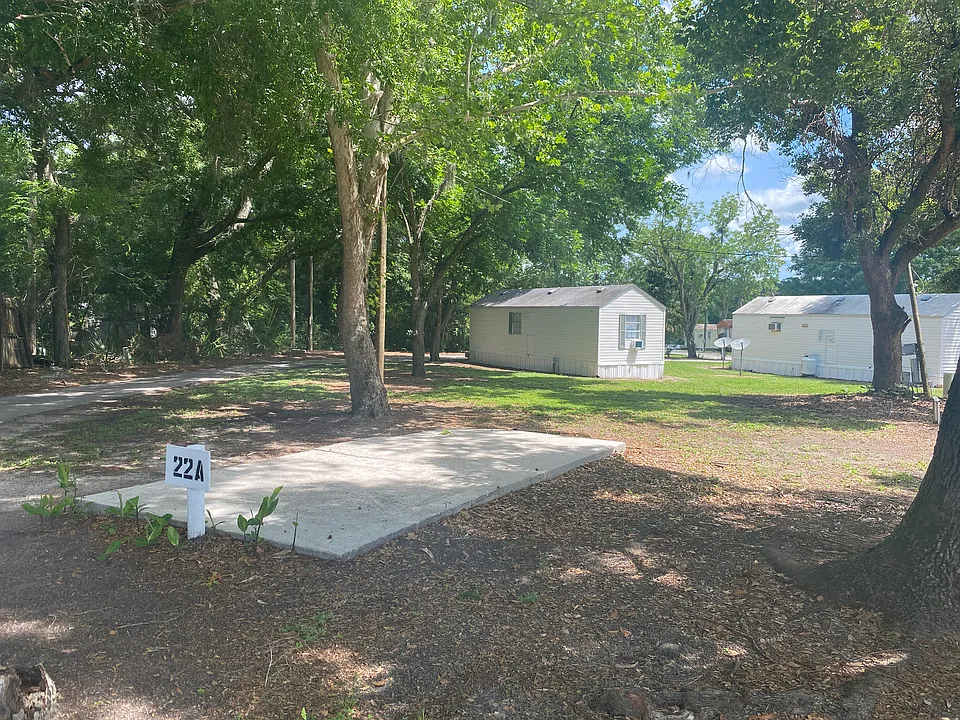 9588 NE Jacksonville Rd #22A