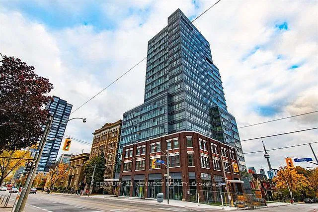 231 College St #502R
