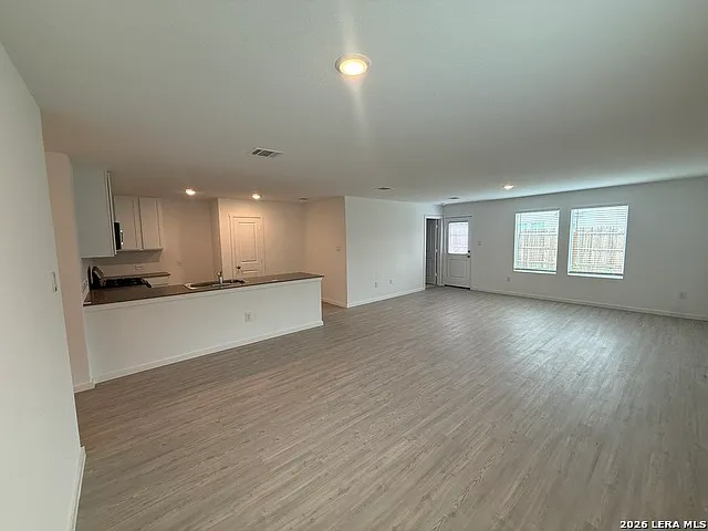 4839 Legacy Point — Photo 5