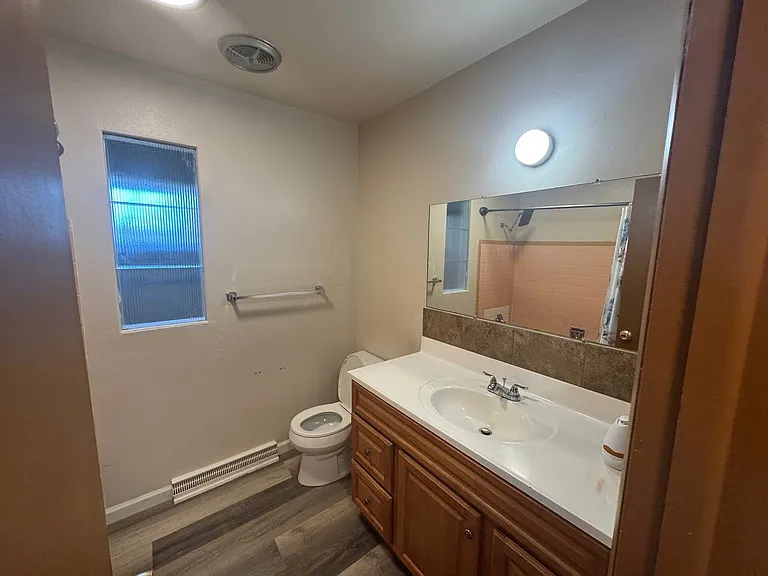 538 Racine St — Photo 12