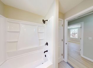 22 Burnside St FLOOR 2, Providence, RI 02905