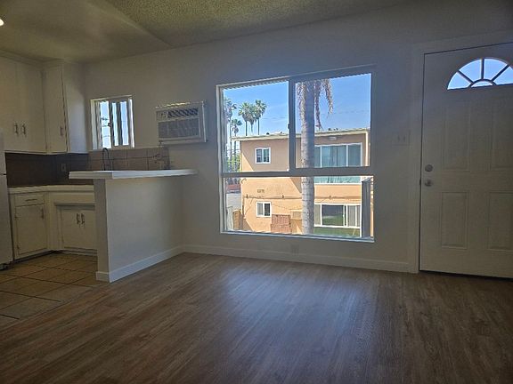 4th image of 5950 Fulcher Ave APT 11
