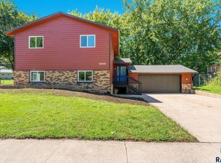 5505 W 45th St, Sioux Falls, SD 57106