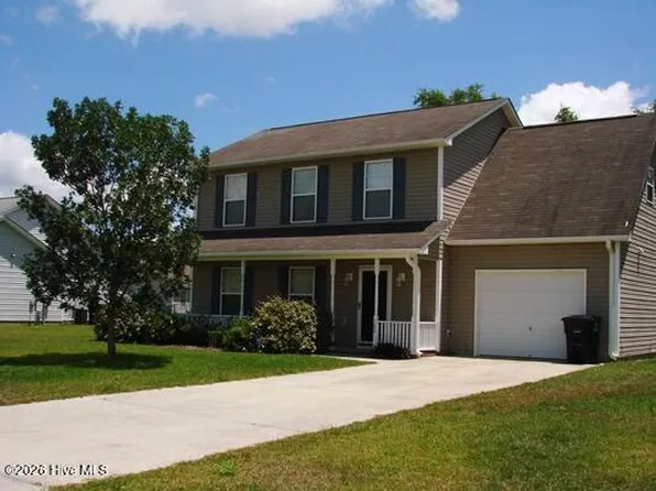 108 Ryan Glenn Dr, Swansboro, NC 28584