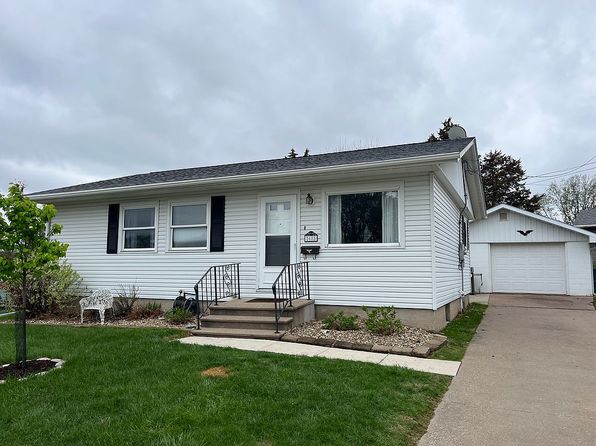 2685 Maryville Dr, Dubuque, IA 52001