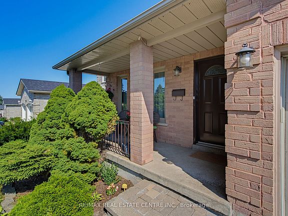 3rd image of 310 Bailey Dr
