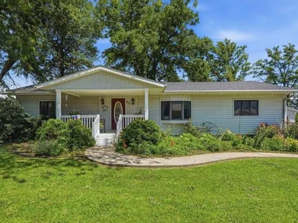 211 E Church St, Cook, NE 68329