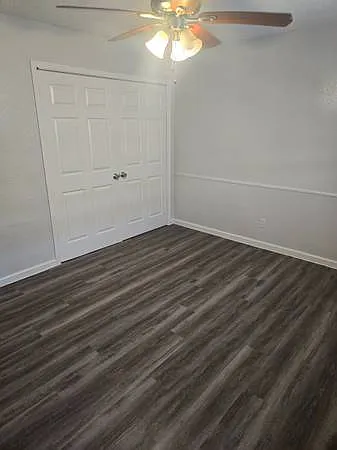 Alamo Apartments — Photo 12